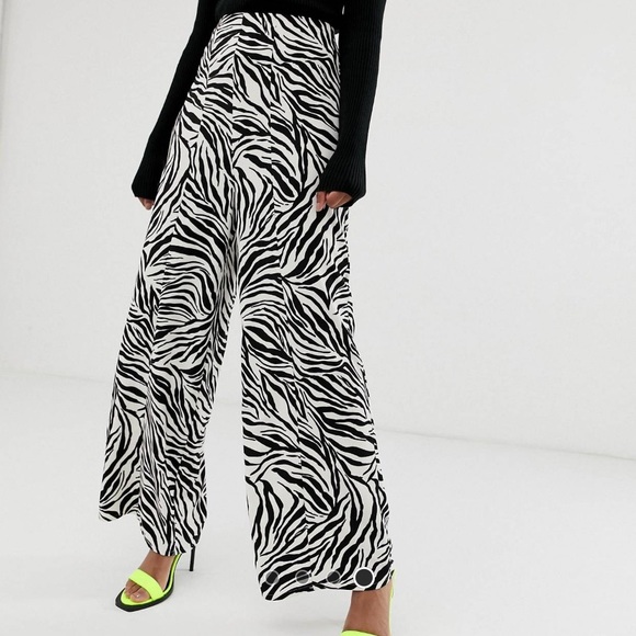 SOLD - Picture 4 of 6